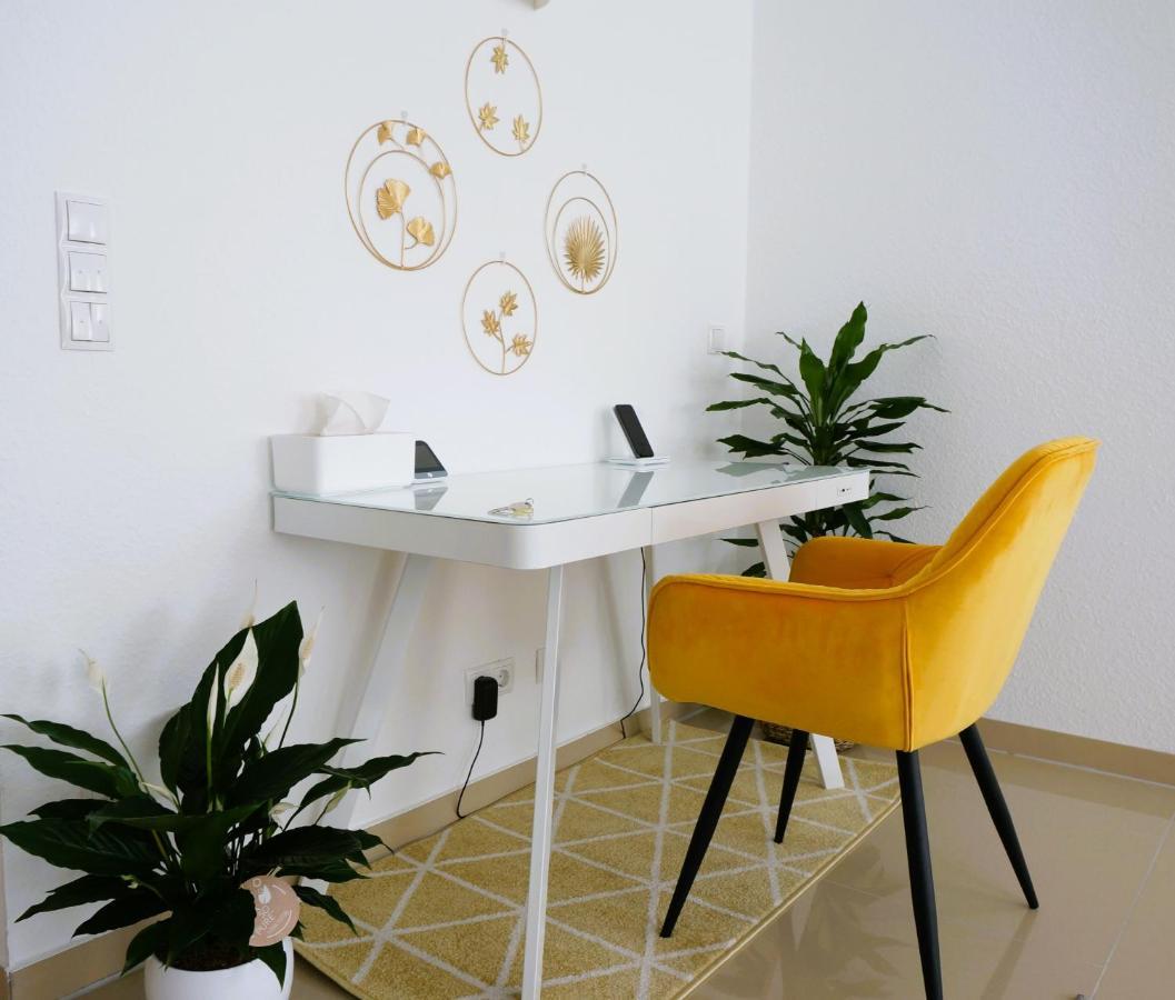 Mein Apartment Flowers Mit Kamin, Bis 10 Personen Frankenthal  Extérieur photo