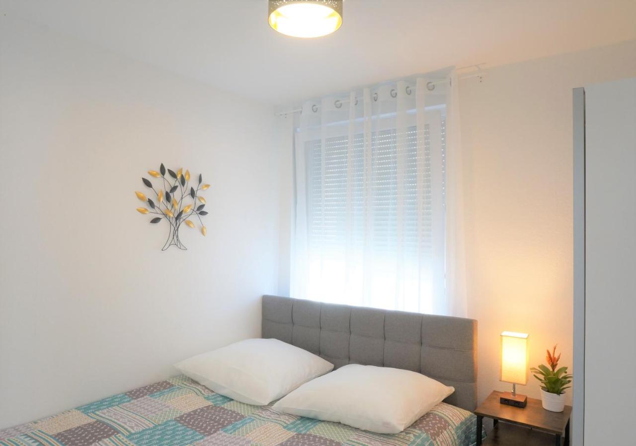 Mein Apartment Flowers Mit Kamin, Bis 10 Personen Frankenthal  Extérieur photo