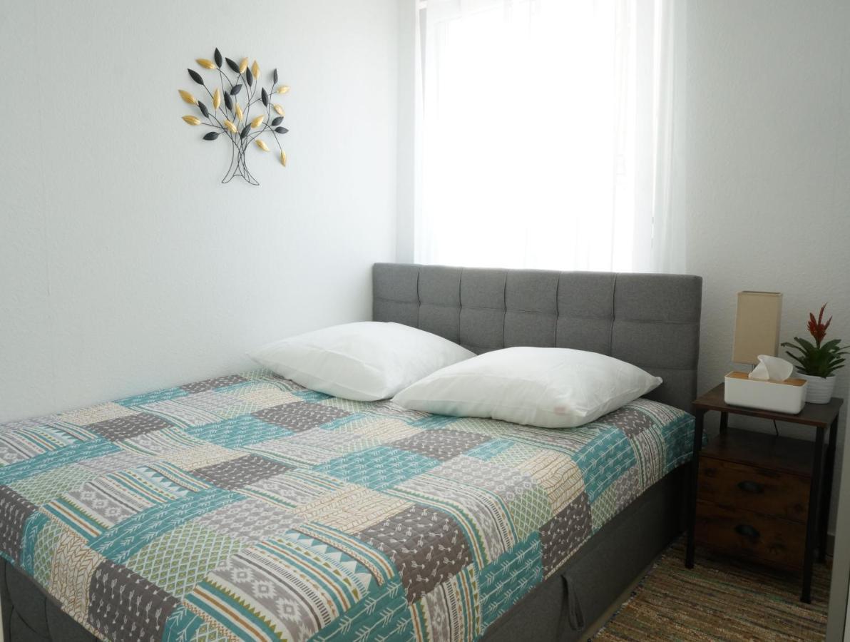 Mein Apartment Flowers Mit Kamin, Bis 10 Personen Frankenthal  Extérieur photo